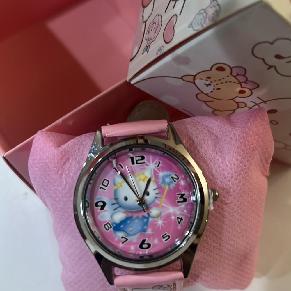 Hello Kitty Watch - Picture 2 of 3